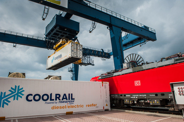 ALIANZA DE TRANSFESA LOGISTICS Y EPS PARA PROMOVER LAS RUTAS COOLRAIL Y AMPLIAR EL SERVICIO A TODA EUROPA